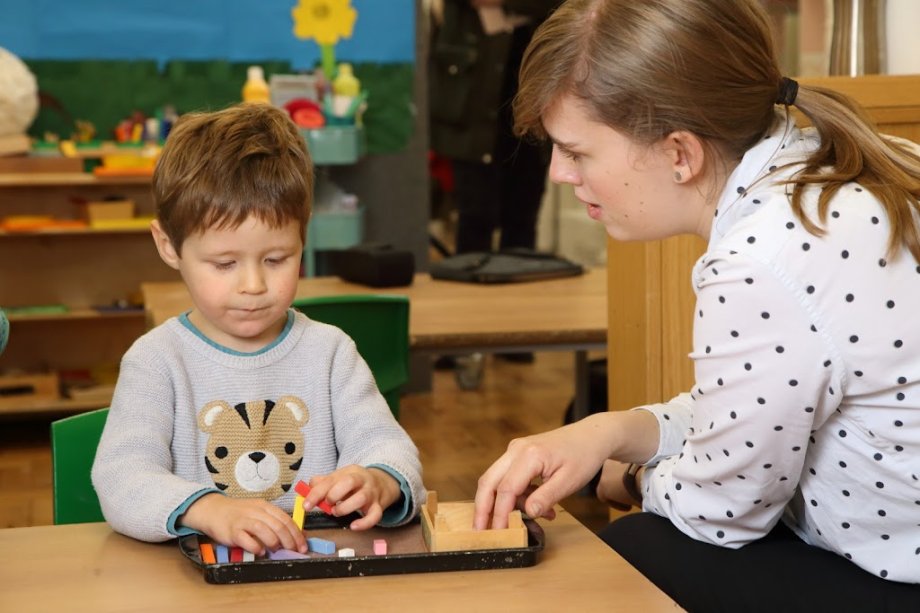 Riverside Nursery Schools, Kew Montessori - Foto 9