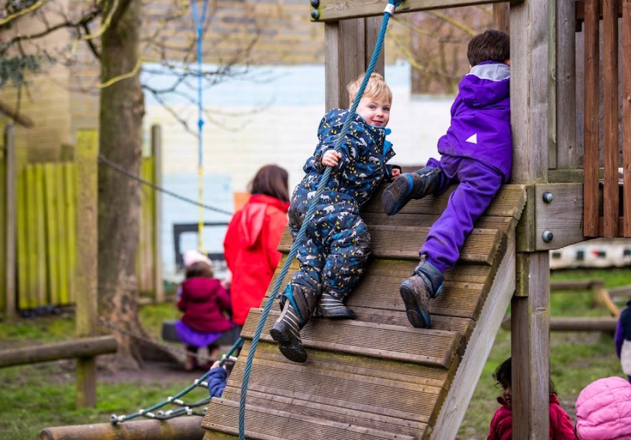 Riverside Nursery Schools, St Margarets Montessori Twickenham - Foto 2