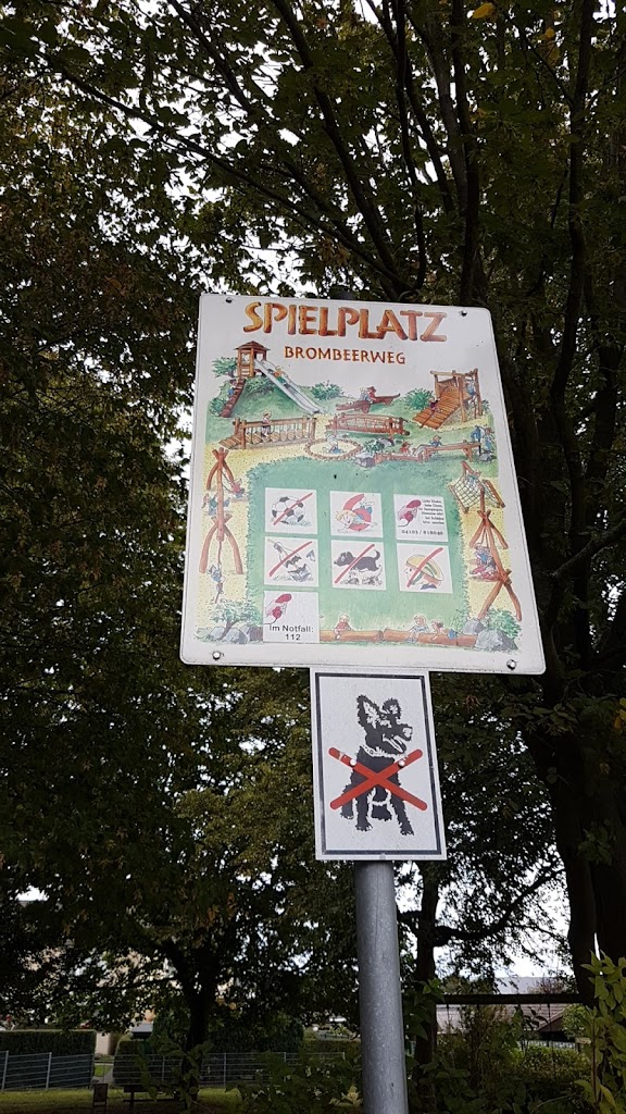 Spielplatz Brombeerweg - Foto 6