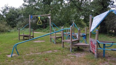 Spielplatz (weitläufig)