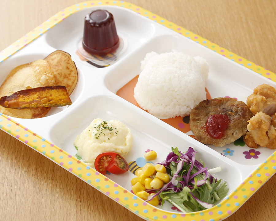 畳café＆BAR くまさん家 - Foto 4