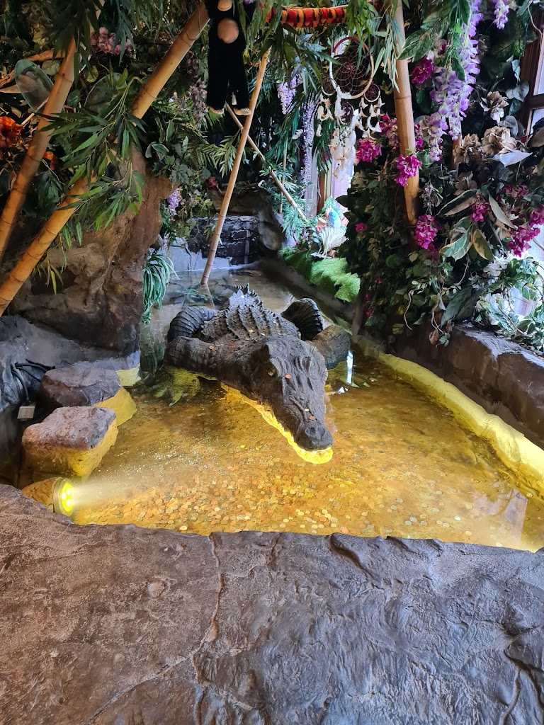 Jungle Cave - Family & Kids Restaurant - Foto 17