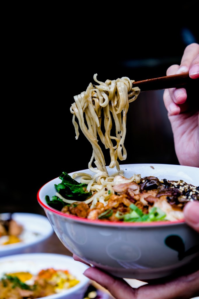 Limasegi Dipinus Cikole, Cafe, Coffee Shop & Eatery - Foto 1