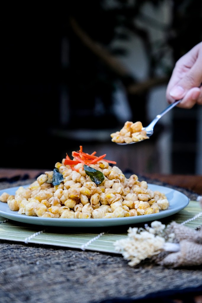 Limasegi Dipinus Cikole, Cafe, Coffee Shop & Eatery - Foto 1