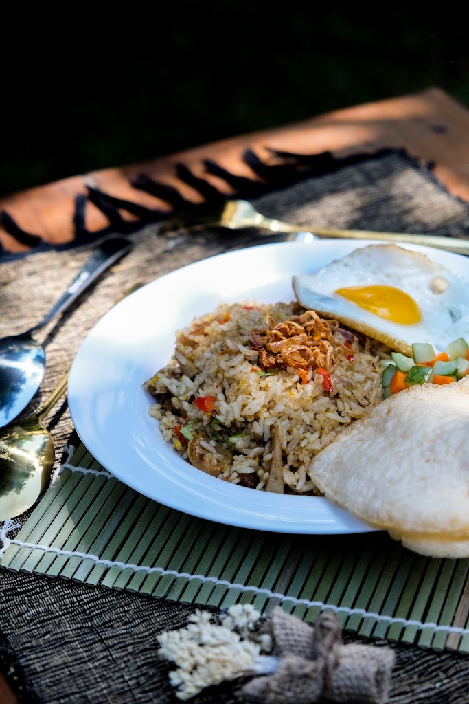 Limasegi Dipinus Cikole, Cafe, Coffee Shop & Eatery - Foto 1