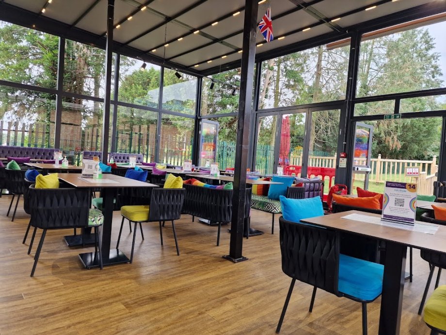 Rainbow Soft Play & Cafe - Foto 11