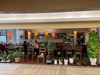 Yasaitotsubutsubu Apusarakafe Itamiten