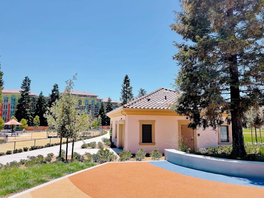 Redwood Place Playground - Foto 4