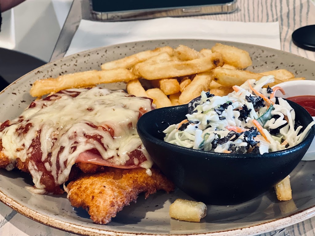 The Hideout Eat Drink Play - Foto 1