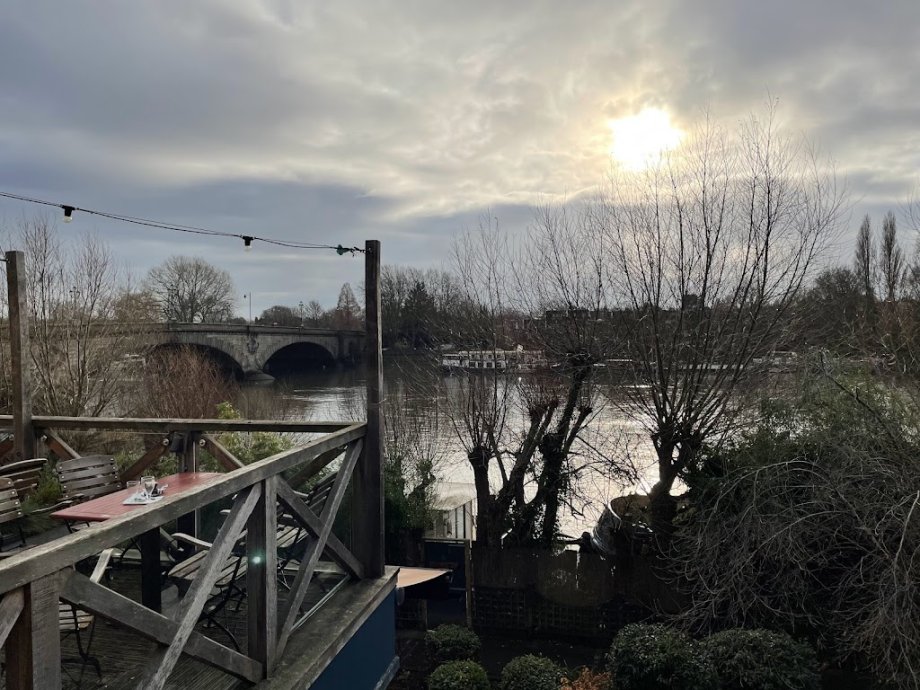 One Over the Ait, Kew Bridge - Foto 6