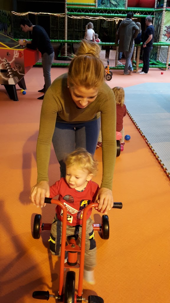 LALO Center GmbH - Foto 8