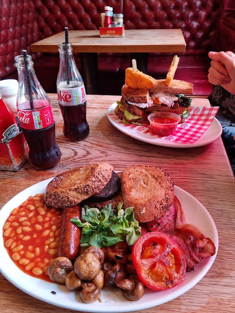 Polo Bar - 24hr Great British Café - Foto 1