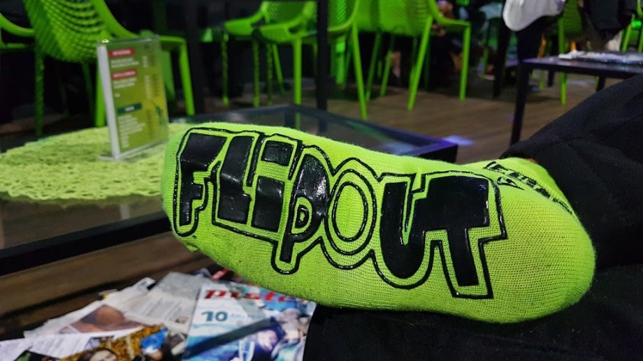 Flip Out Trampoline Arena Rostock - Foto 10