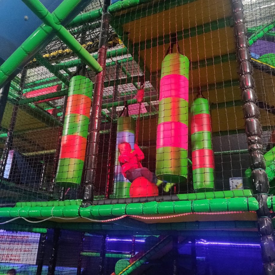 Flip Out Portsmouth - Foto 7