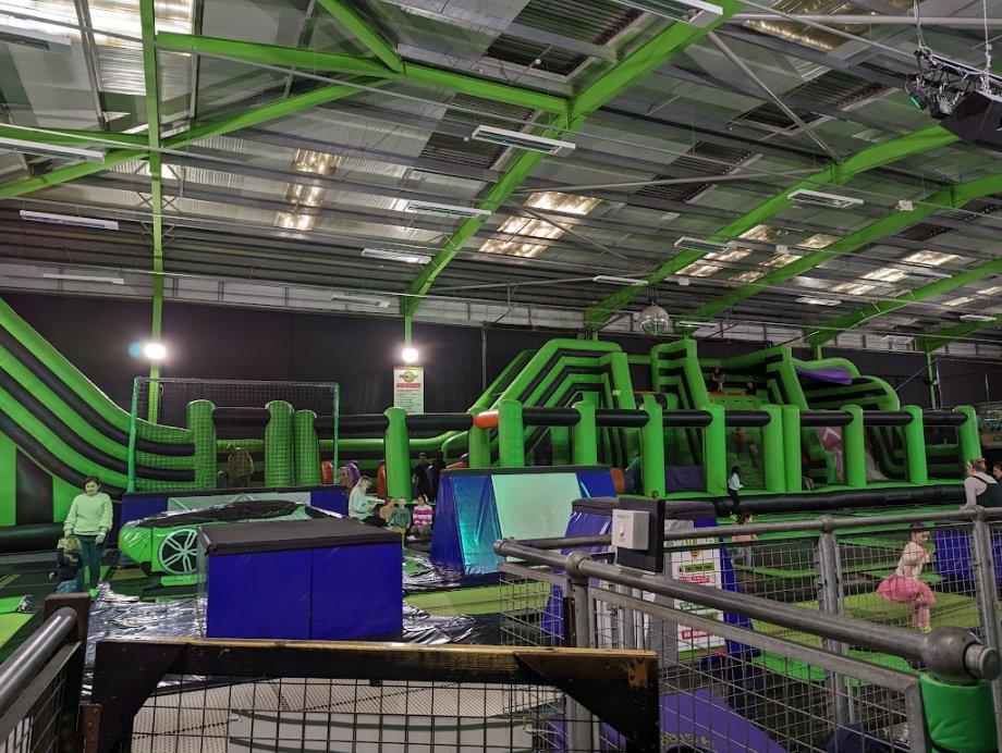 Flip Out Portsmouth - Foto 11