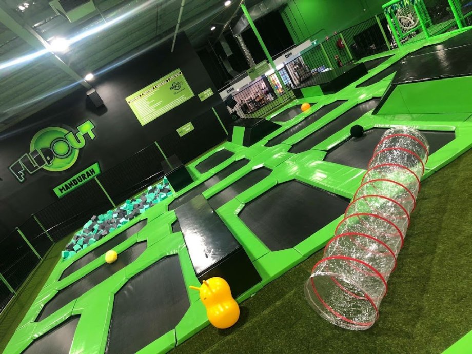 Flip Out Mandurah - Foto 3