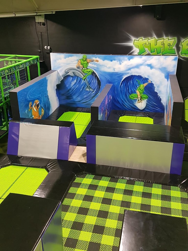 Flip Out Mandurah - Foto 1