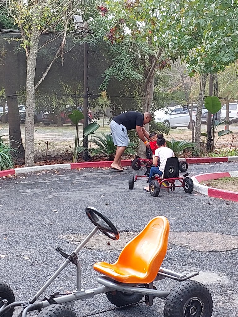 Bugz Playpark - Foto 13