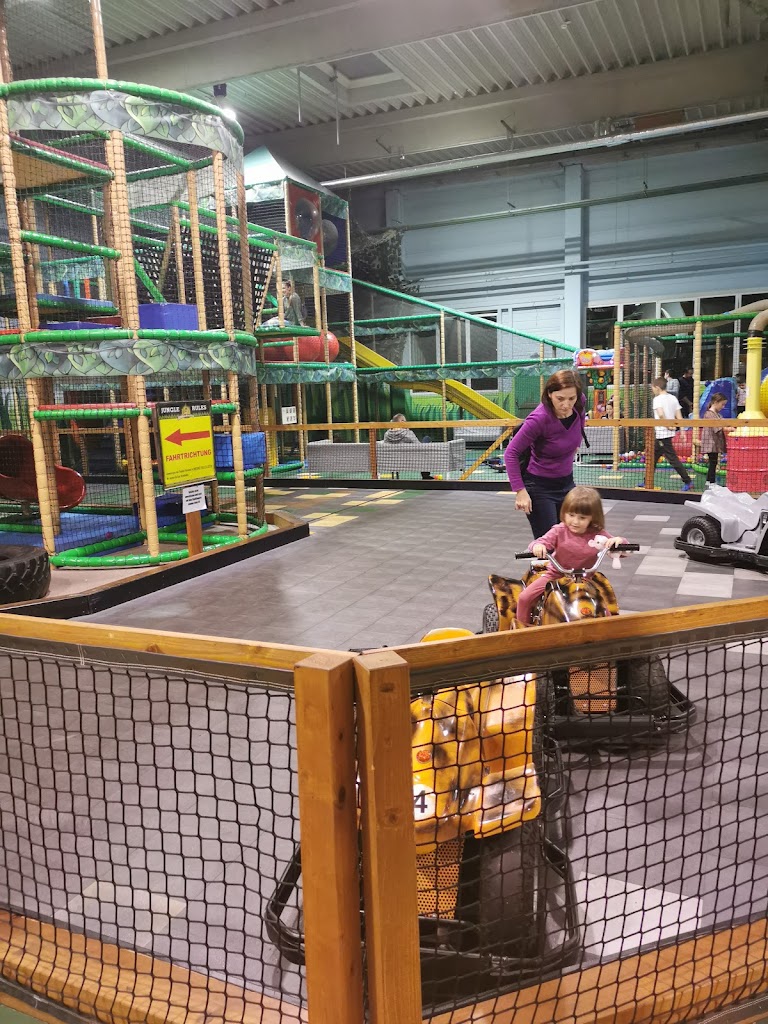 Jungle Indoor Playland - Foto 2