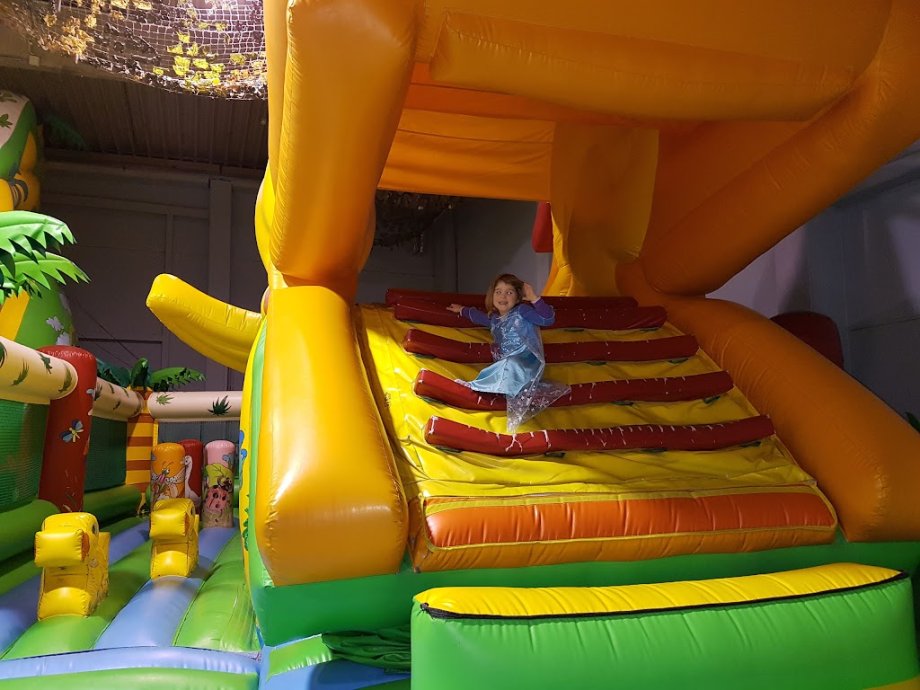 Jungle Indoor Playland - Foto 11