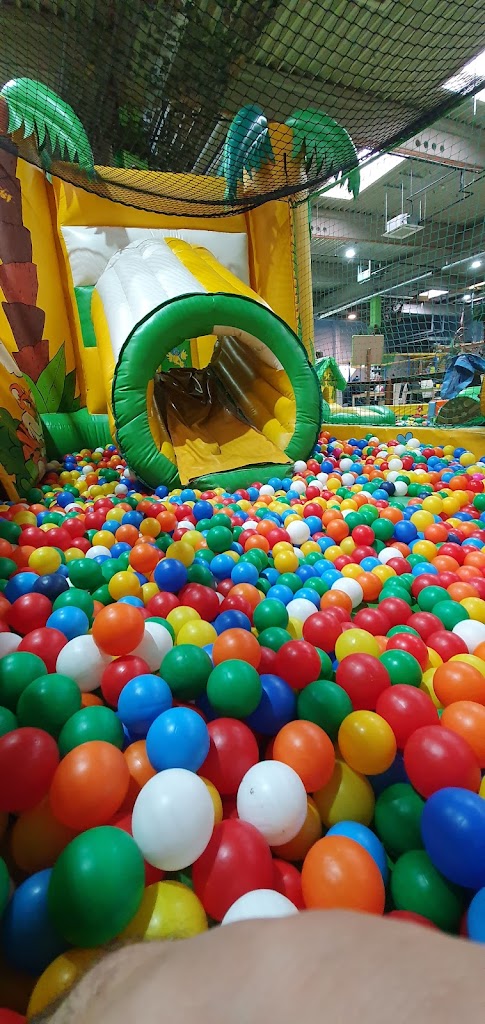Jungle Indoor Playland - Foto 12