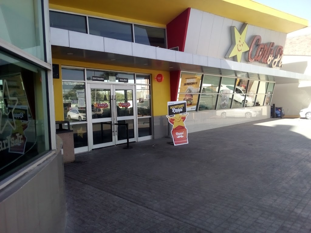 Carl's Jr. - Foto 1