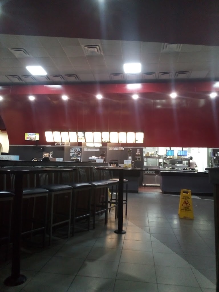 Carl's Jr. - Foto 10