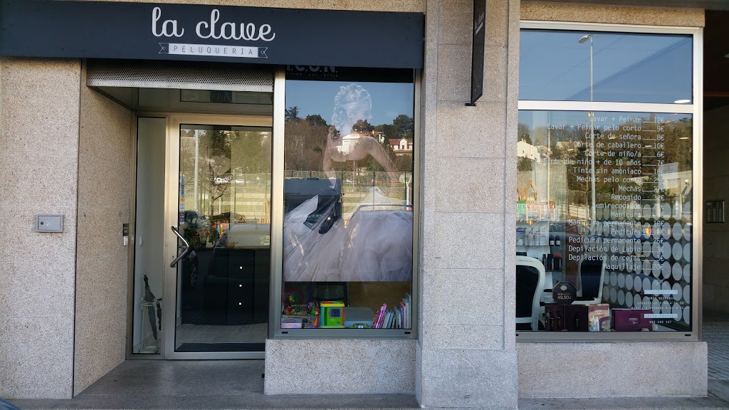 La clave peluquería - Foto 1