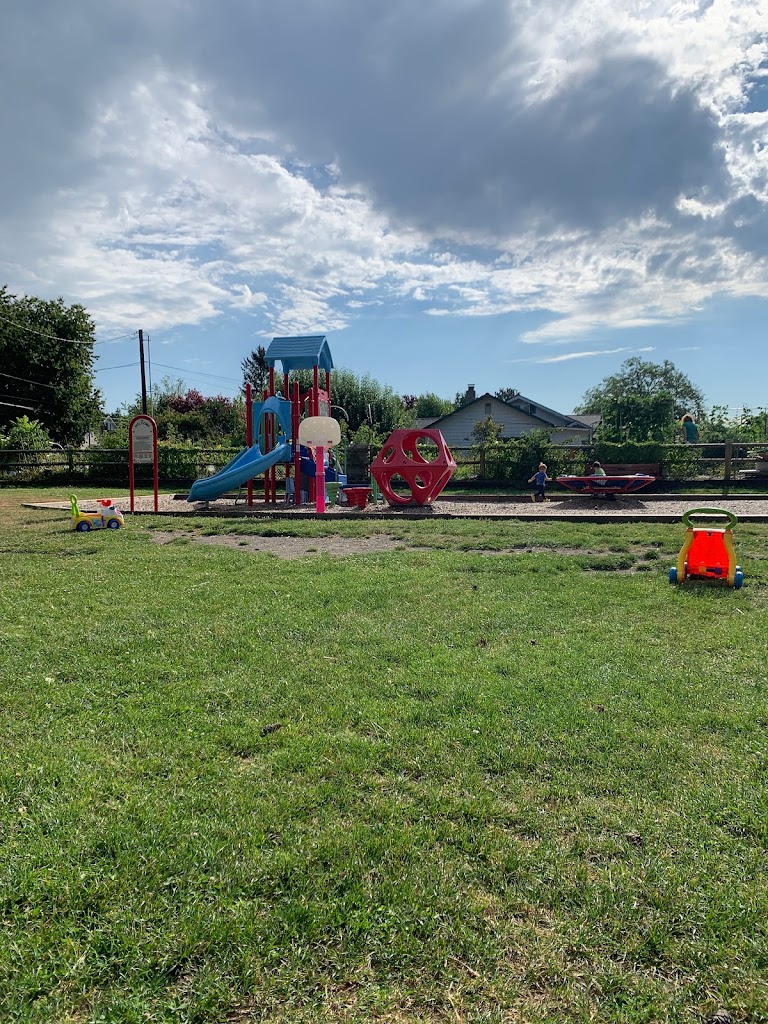 Tot Lot Park - Foto 1