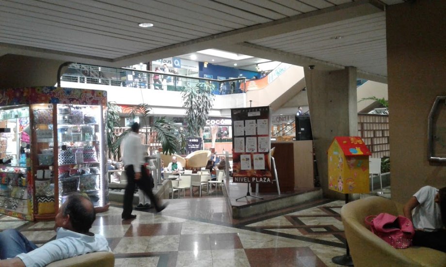 Centro Comercial Manzanares Plaza - Foto 3