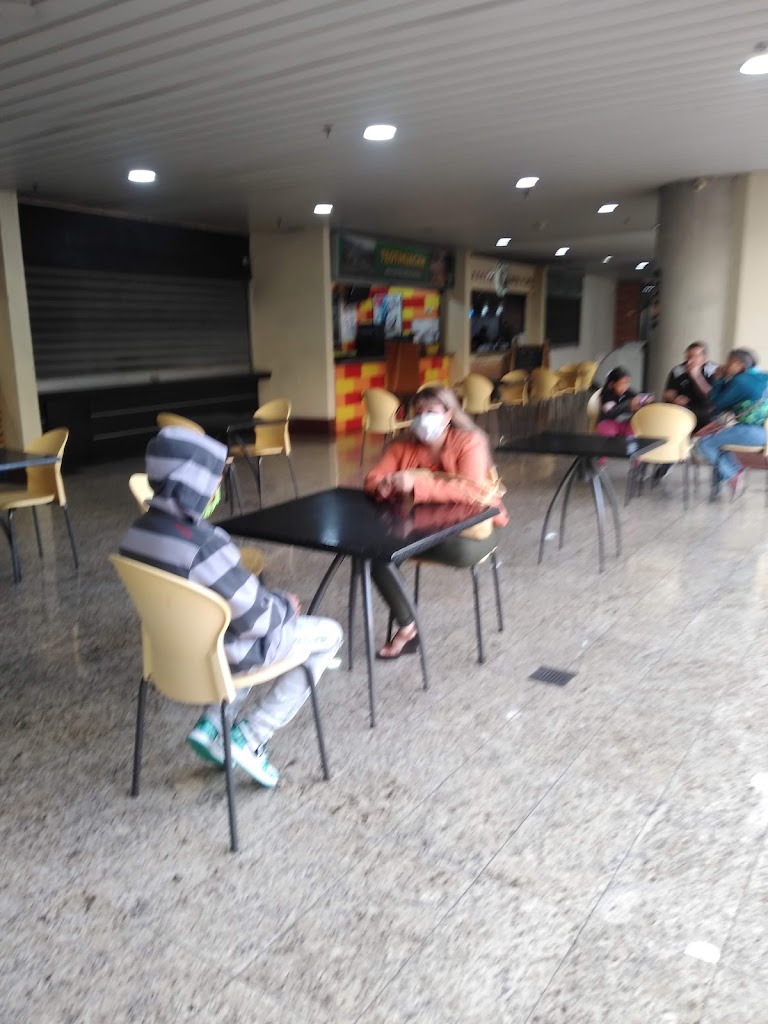 Centro Comercial Manzanares Plaza 10