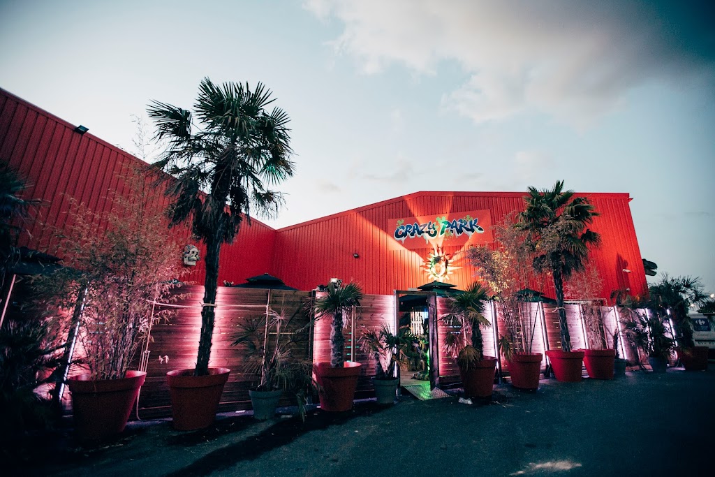 Crazy Park parc de loisirs, restaurant à thème