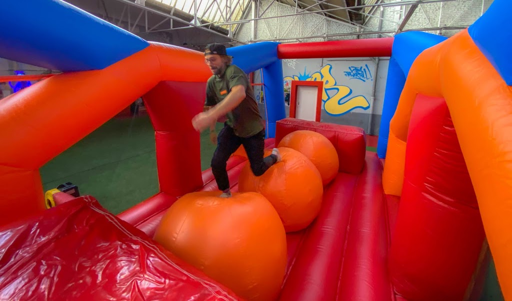 Crazy Park parc de loisirs, restaurant à thème - Foto 1