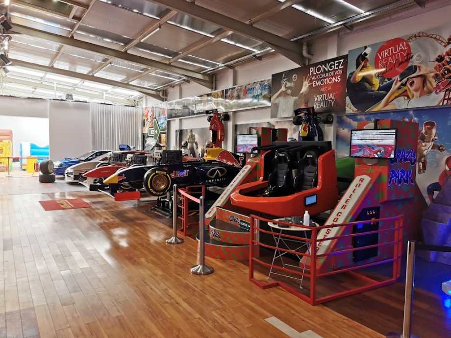 Crazy Park parc de loisirs, restaurant à thème - Foto 13