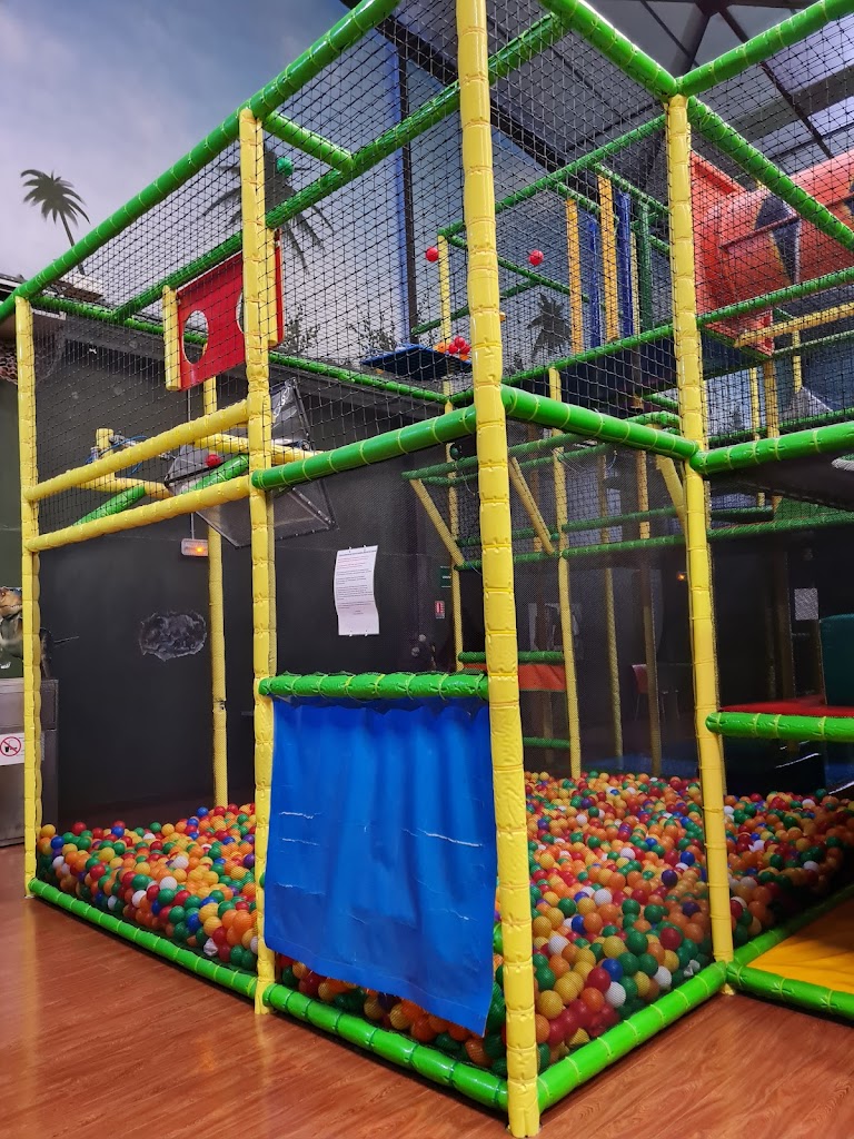 Crazy Park parc de loisirs, restaurant à thème - Foto 1