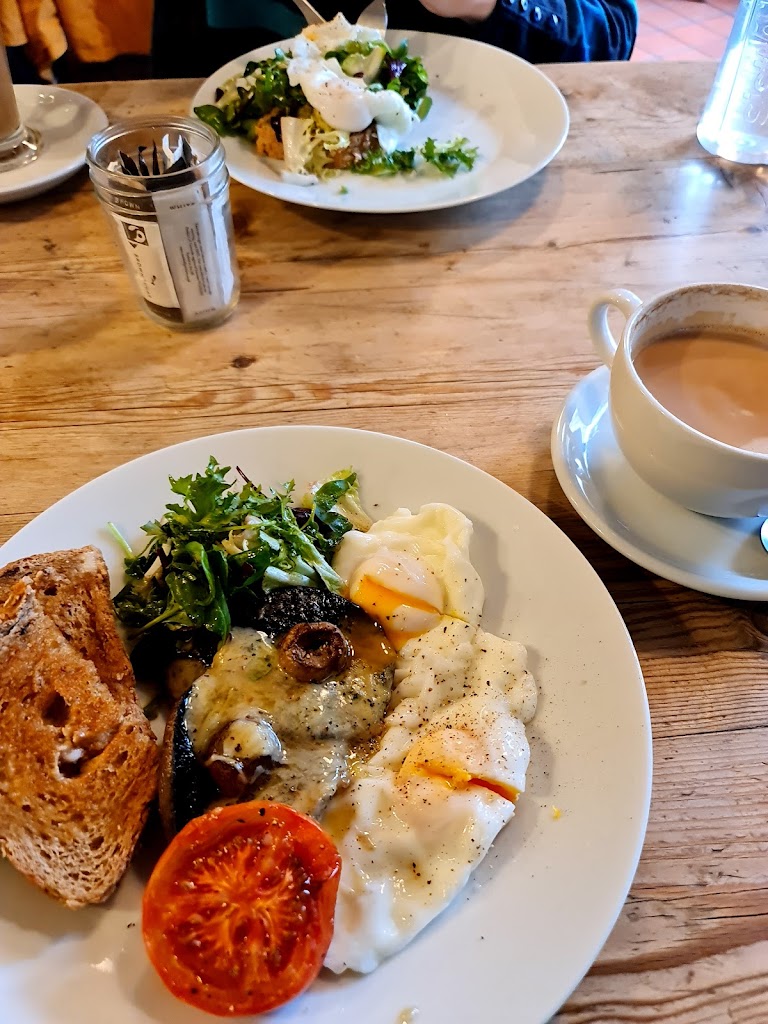 W7 Emporium - Foto 4