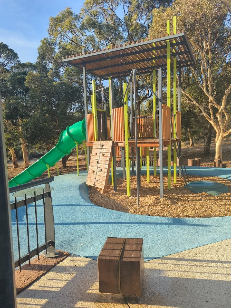 Migrant Park Playground - Foto 9