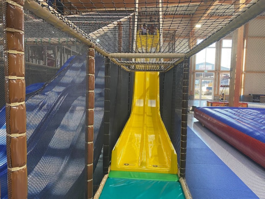 Berolino play and climbing world UG & Co. KG - Foto 6