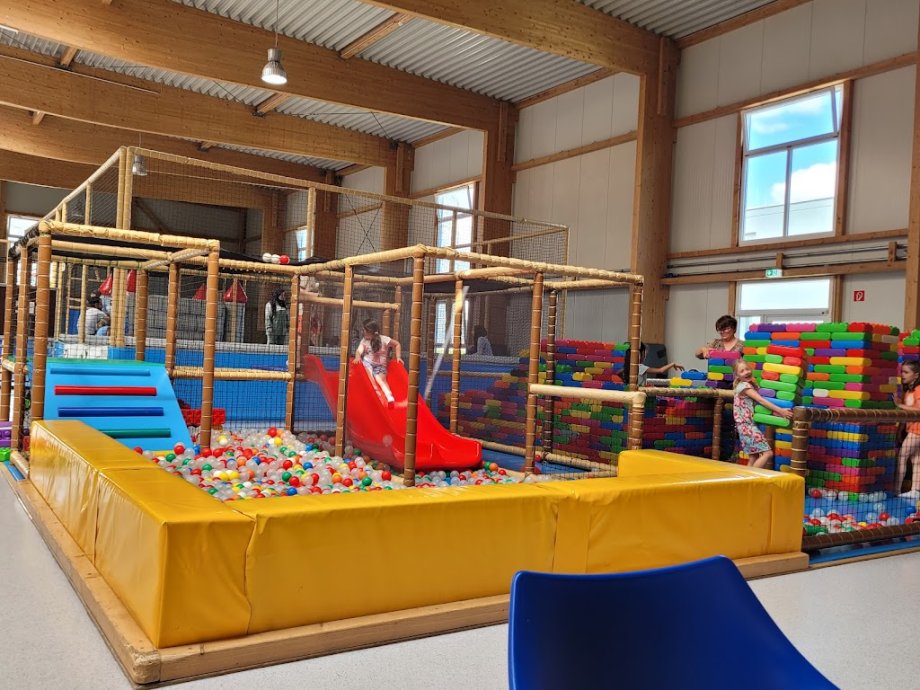 Berolino play and climbing world UG & Co. KG - Foto 13