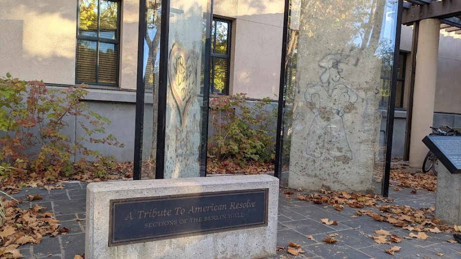 Mountain View Public Library - Foto 9