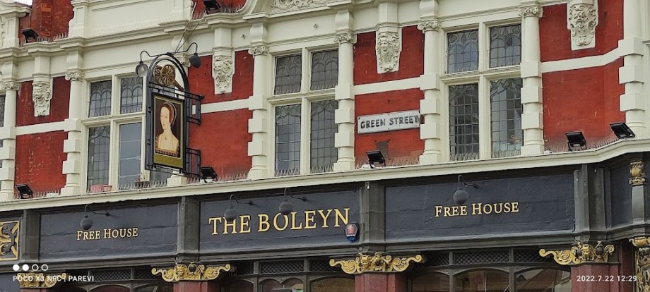 The Boleyn Tavern - Foto 2