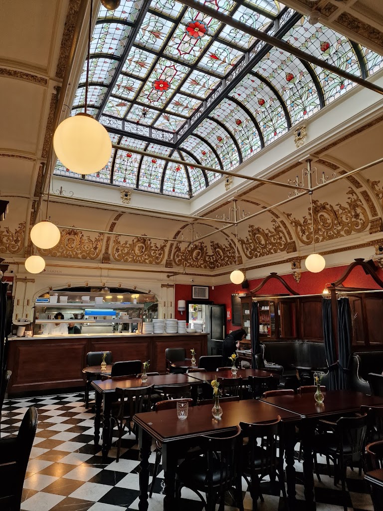 The Boleyn Tavern - Foto 17