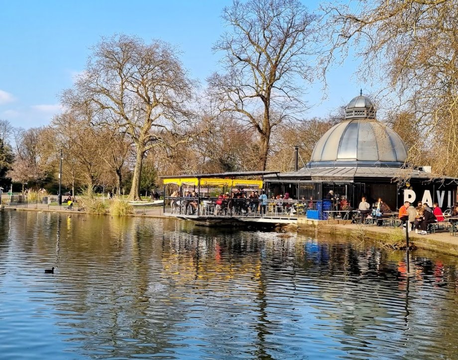 Pavilion Cafe Victoria Park - Foto 6