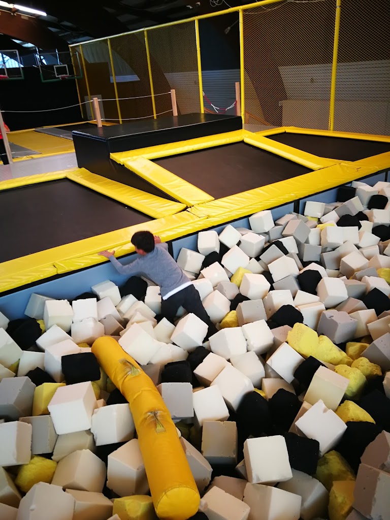 SPACE JUMP Trampoline Park Neumünster - Foto 2
