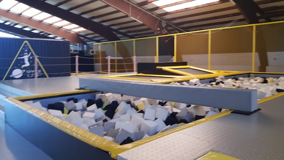 SPACE JUMP Trampoline Park Neumünster - Foto 5