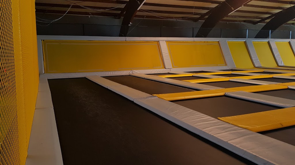 SPACE JUMP Trampoline Park Neumünster - Foto 1