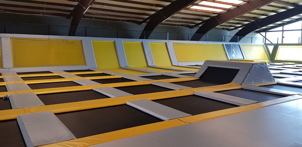 SPACE JUMP Trampoline Park Neumünster - Foto 1