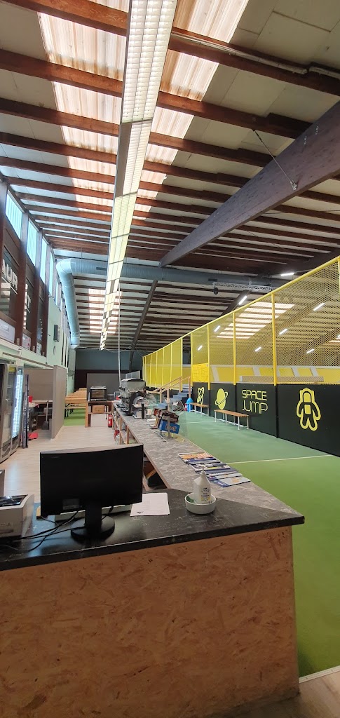 SPACE JUMP Trampoline Park Neumünster - Foto 12