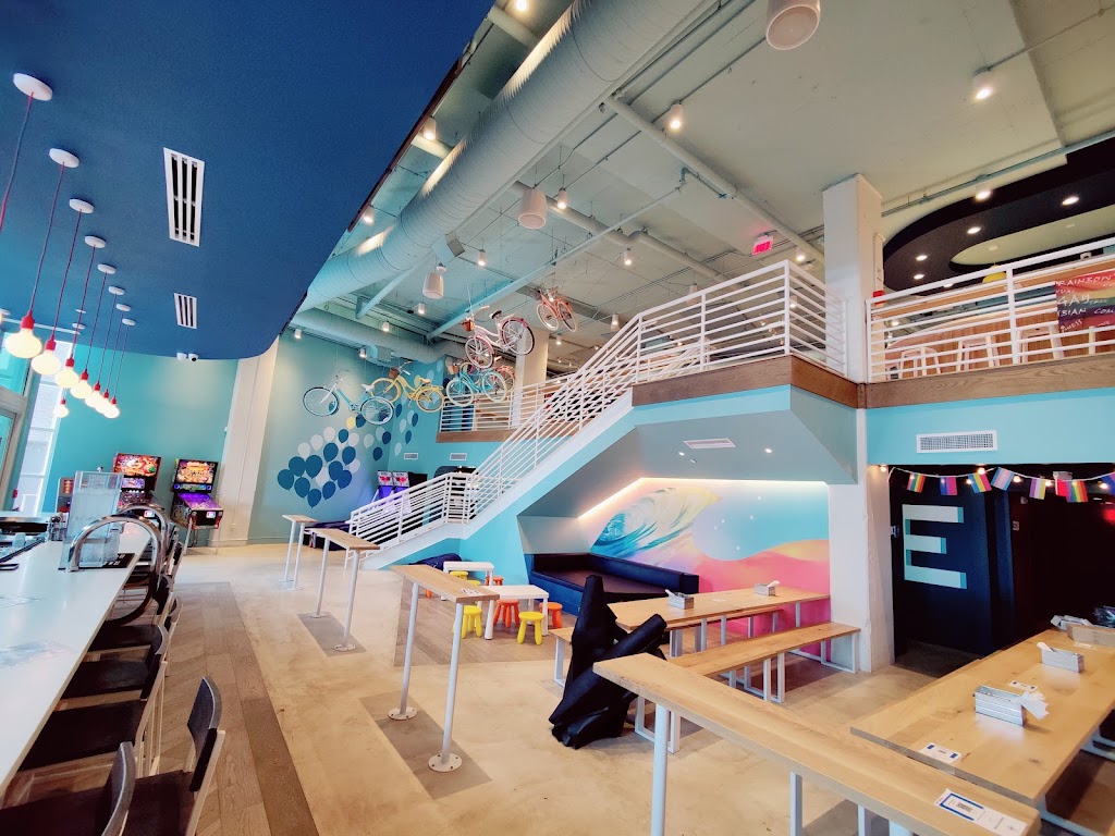 Boardwalk Bar & Arcade - Foto 1