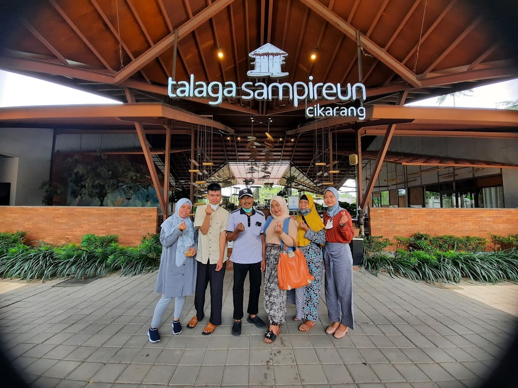 Talaga Sampireun - Cikarang - Foto 1